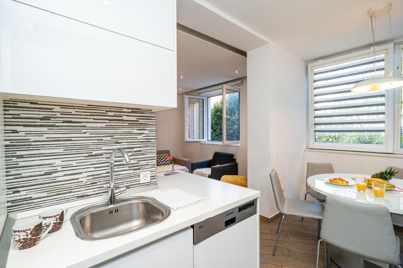 Appartement Spacious Two Bedroom *