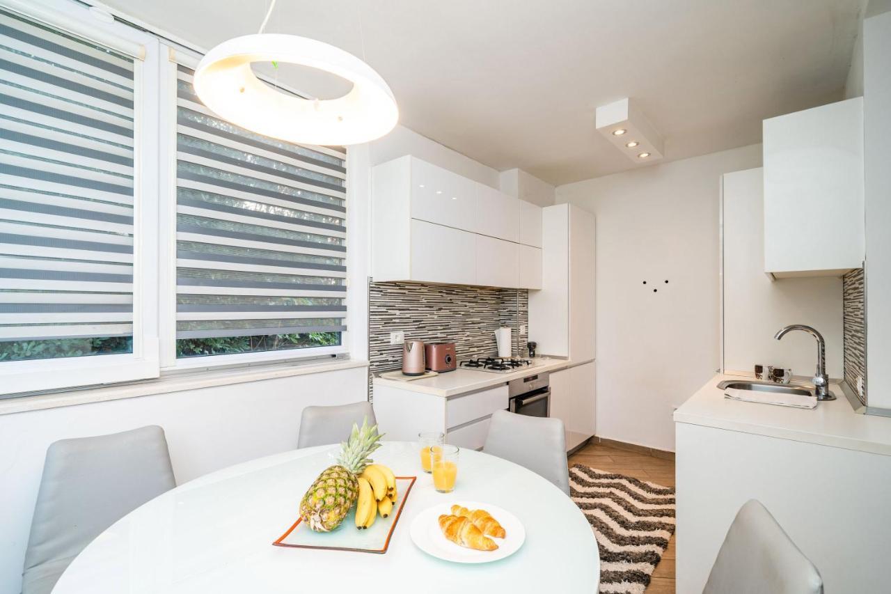 Spacious Two Bedroom