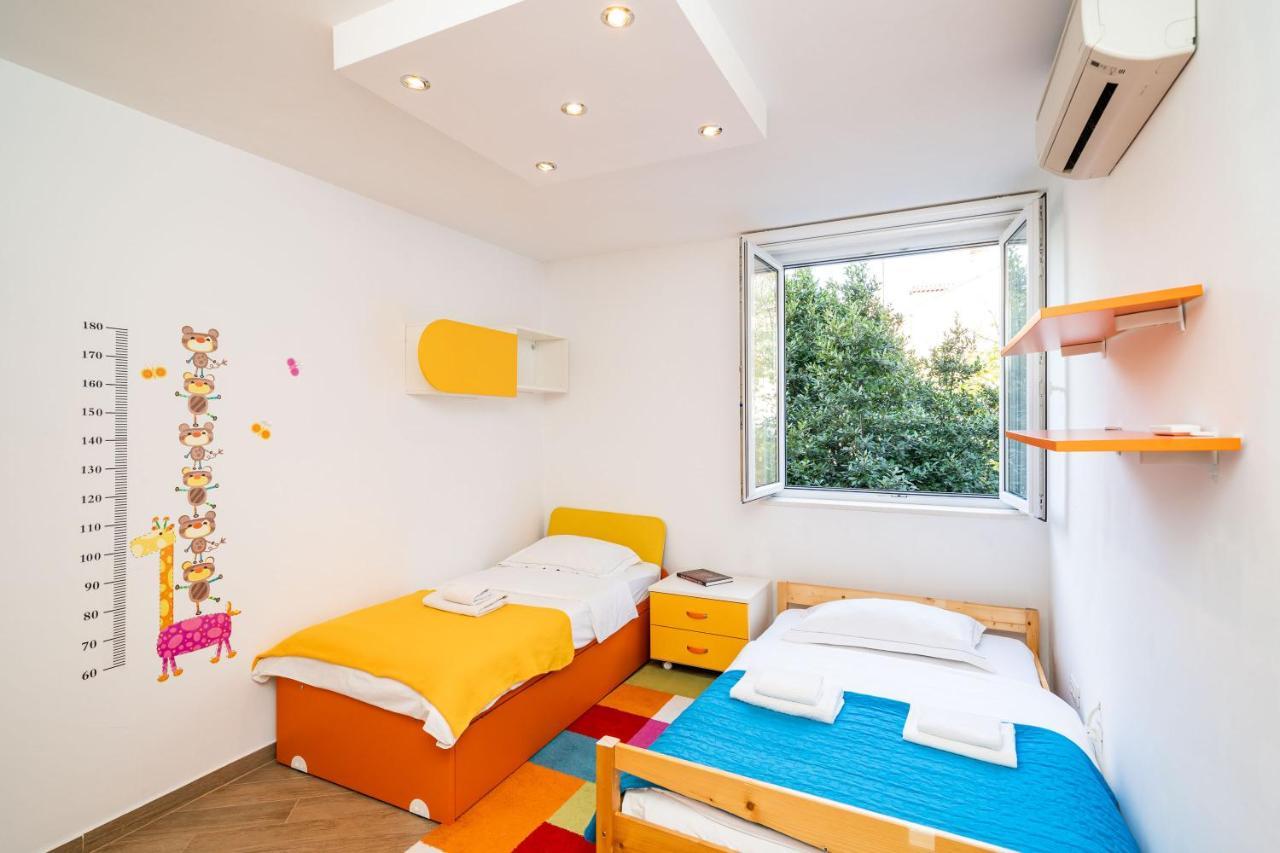 Spacious Two Bedroom *